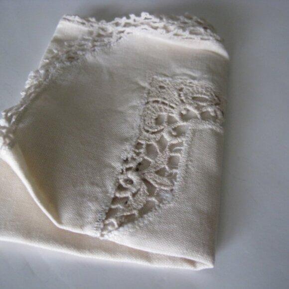 Lot of 7 Vintage Ladies Handkerchiefs Embroidered Crochet Edging Lace Silk Linen - Picture 13 of 16